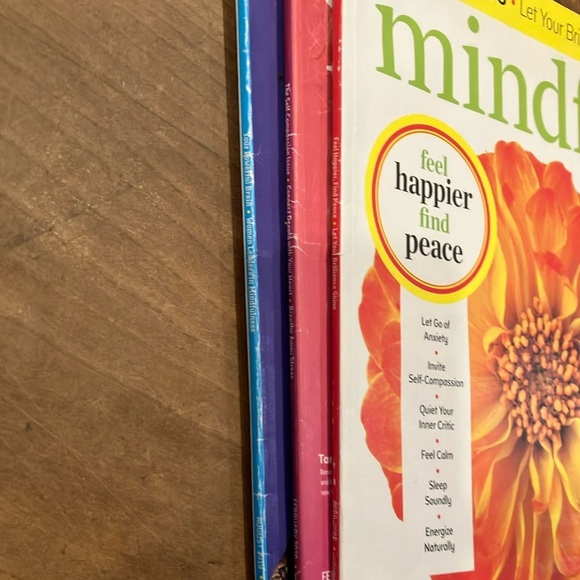 Mindful Magazine Collection set of 3 - Picture 10 of 16